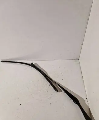 Mercedes-Benz E W213 Front wiper blade arm A2138205302