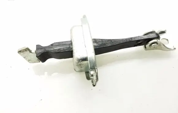 Mitsubishi Outlander Rear door check strap stopper