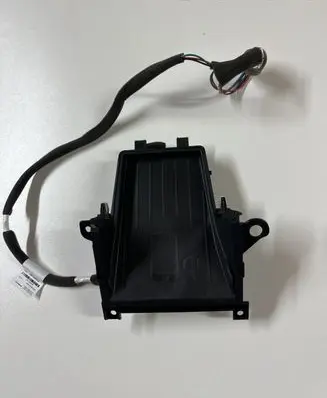 Subaru Legacy VII Wireless charging module H671SAN220