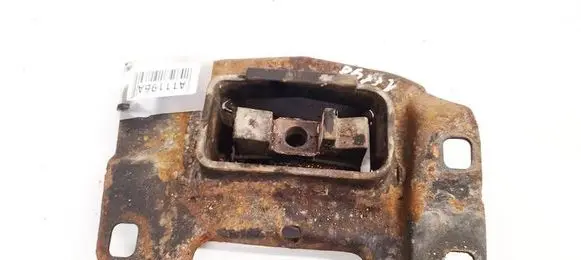 Mazda 3 I Engine mount bracket 3N617M121CD