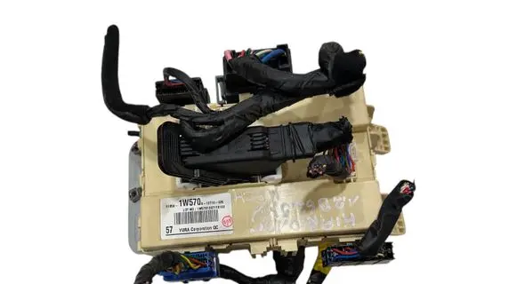KIA Rio Fuse module 919501W570 012710035