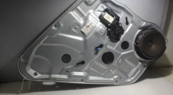 KIA Ceed Rear window lifting mechanism without motor 402059D