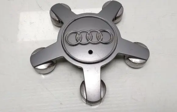 Audi A6 S6 C6 4F Original wheel cap 4F0601165N