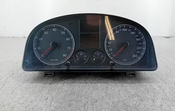 Speedometer (instrument cluster)