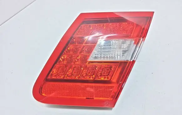 Mercedes-Benz E W212 Tailgate rear/tail lights A2128200864 A2129060258