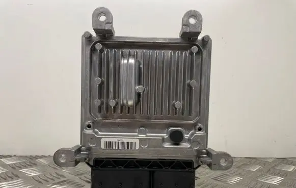 Mercedes-Benz C W204 Engine control unit/module A6519007500 A0064461540