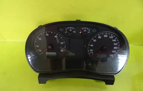 Volkswagen Polo Speedometer (instrument cluster) 6Q0920800P
