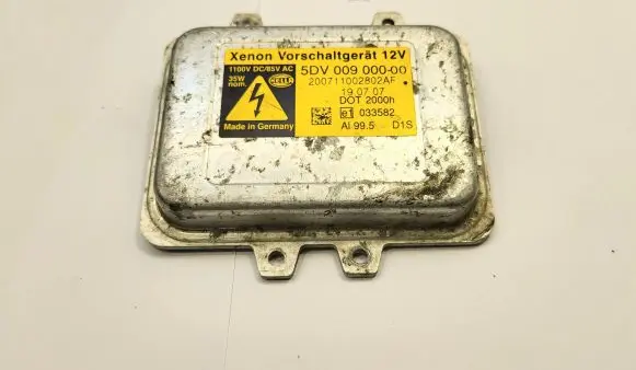 BMW 5 E60 E61 Headlight ballast module Xenon