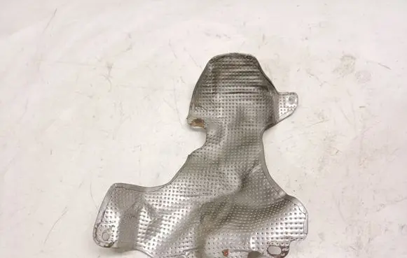 Volvo V40 Exhaust heat shield 31411165