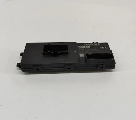 Skoda Enyaq iV Tailgate/trunk control unit/module 8W8959107 A2C77633000
