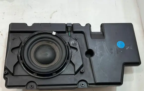 Audi A8 S8 D3 4E Subwoofer speaker 4E0035621A | 222212121212121X461