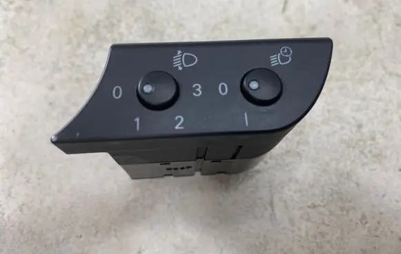 Audi A4 S4 B7 8E 8H Headlight level height control switch 8E1919094A