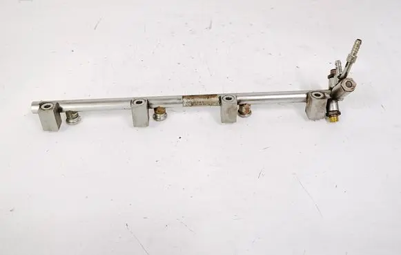 Fuel main line pipe