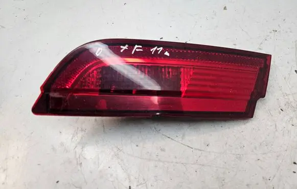 Jaguar XF X250 Tailgate rear/tail lights 8X2315K272