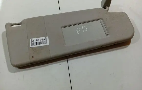 Volkswagen Polo IV 9N3 Sun visor 6q0857552E