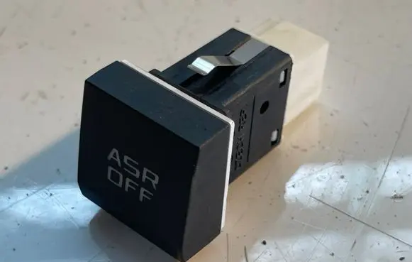 Traction control (ASR) switch