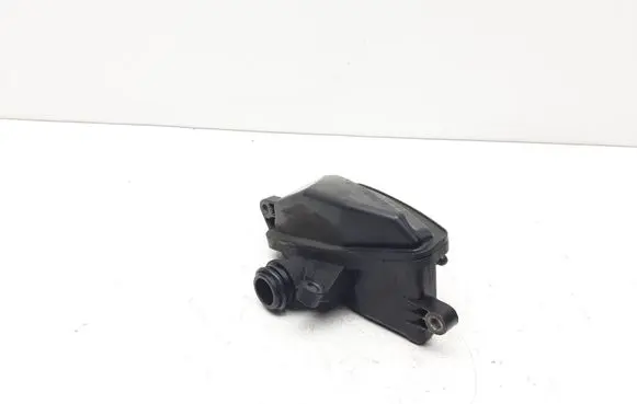 Mercedes-Benz E W212 Intake resonator A6421400087