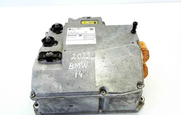 BMW i4 Voltage converter inverter 5A5CA28 CCU110G
