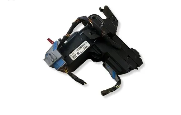 Volvo V70 Fuse module 30682981 12216069
