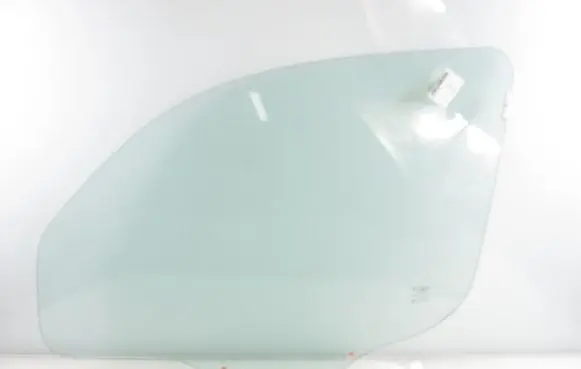 Fiat Doblo Front door window glass four-door 