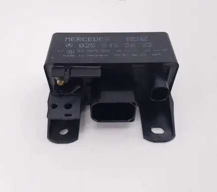 Mercedes-Benz A W168 Glow plug pre-heat relay 0255452832 299075000
