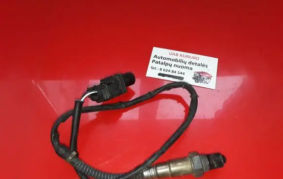 Volkswagen Touran I Lambda probe sensor 03G906262A 0281004042 0281004043