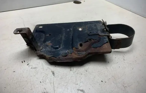 Opel Meriva A Battery tray 
