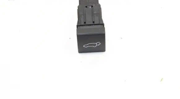 Toyota bZ4X Tailgate/boot open switch button 