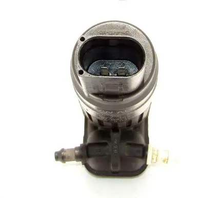 Volkswagen Golf VI Windscreen/windshield washer pump 1K6955651