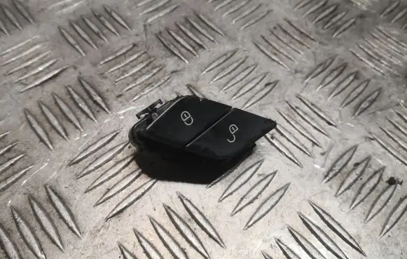 Mercedes-Benz E W213 Central locking switch button 2139059703 A2139059703