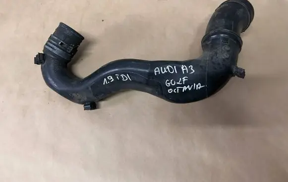 Volkswagen Golf IV Intercooler hose/pipe 1J0129654S