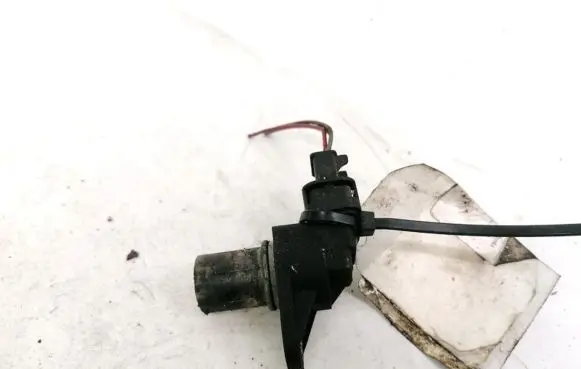 Chrysler PT Cruiser Camshaft position sensor a0031539728