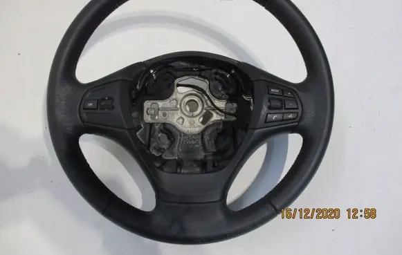 BMW 2 Active Tourer U06 Steering wheel