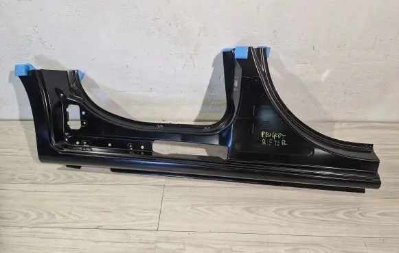 Peugeot Rifter Rear sill (body part) 9827687380