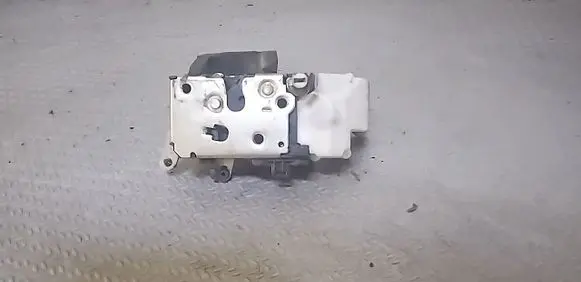 Front door lock