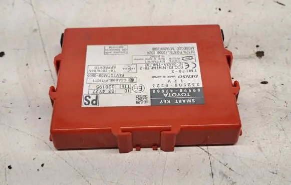 Toyota Prius (XW30) Keyless (KESSY) go control unit/module 8999047060