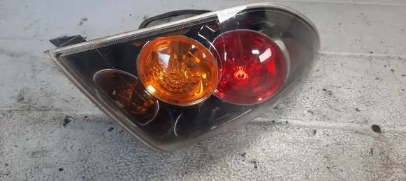 Mazda 3 I Rear/tail lights