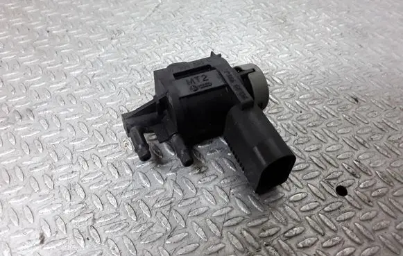 Volkswagen Sharan Turbo solenoid valve 1J0906283C