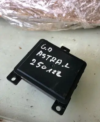 Opel Astra L Distronic sensor radar 0203306196