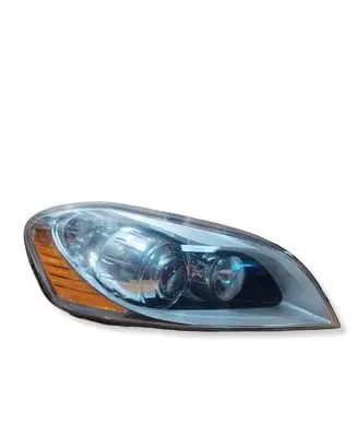 Volvo XC60 Headlight/headlamp 30763136 89902825