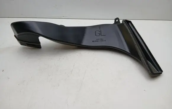 Lexus GS 250 350 300H 450H Cabin air duct channel G92E130010