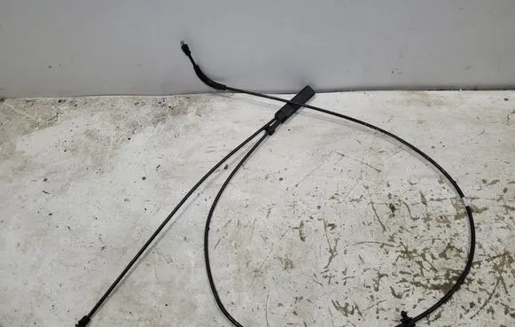 Mercedes-Benz SL R231 Engine bonnet/hood lock release cable A2318800059