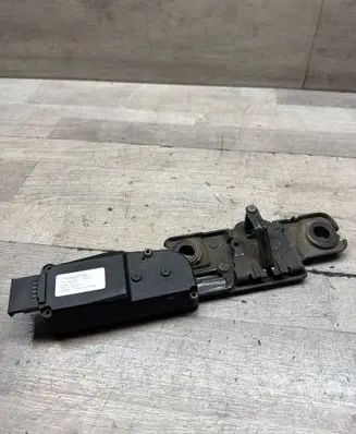 Audi A6 S6 C7 4G Tailgate/trunk/boot lift motor 4F9827383H 140612 0010302