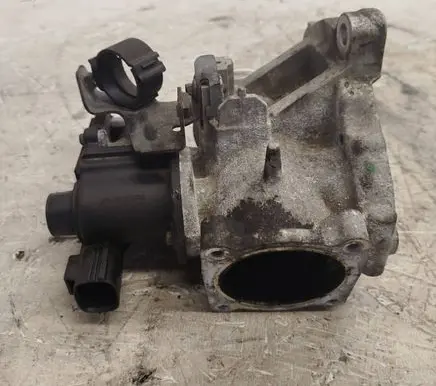 Volvo XC90 EGR valve 31219874 08T102 70057505