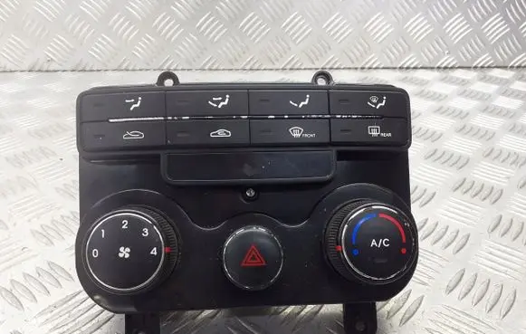 Hyundai i30 Interior fan control switch 97250-2LXXX