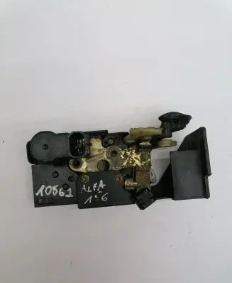 Alfa Romeo 156 Front door lock 16828897 3279 9279L