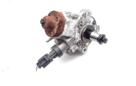 BMW 3 E90 E91 Fuel injection high pressure pump 7797874 0445010506