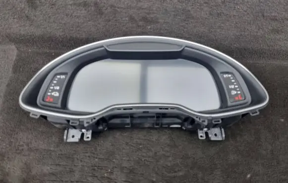Audi Q7 4M Speedometer (instrument cluster) 4M0920794B 0263720416