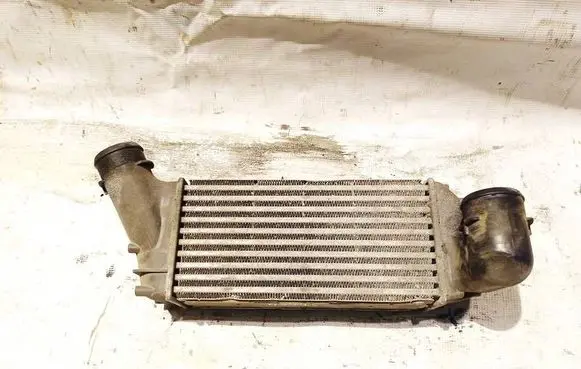Peugeot 308 Intercooler radiator 9656525880