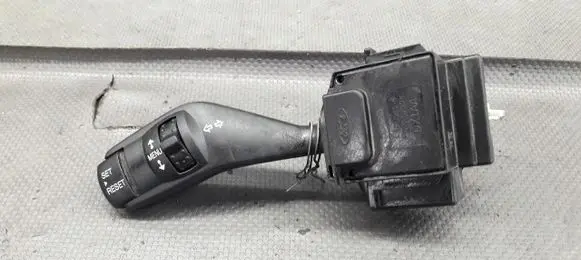Ford Kuga I Fog light switch 17d940-4